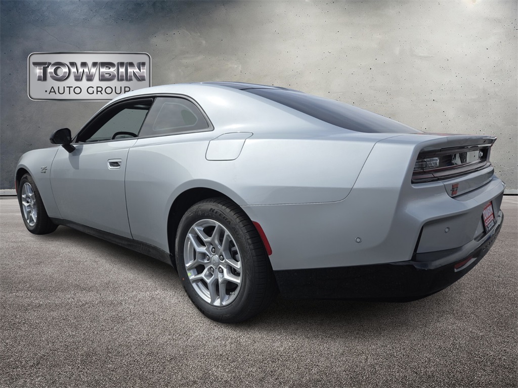 2025 Dodge Charger R/T photo 4