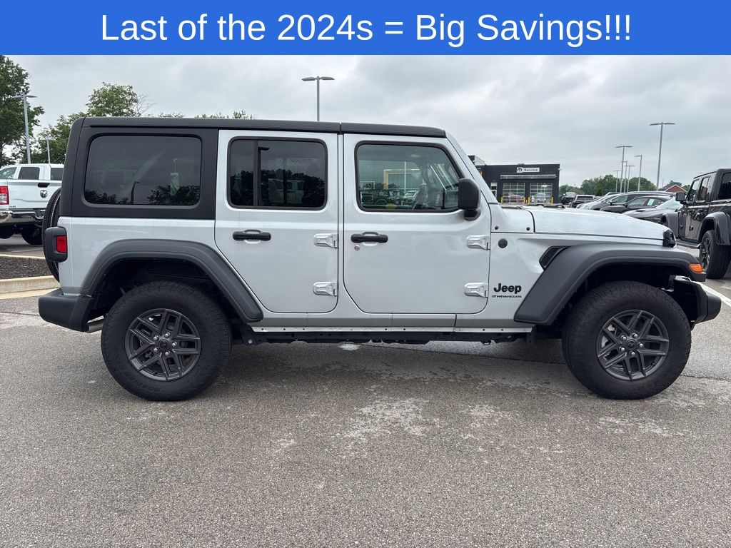 2024 Jeep Wrangler Sport S photo 3