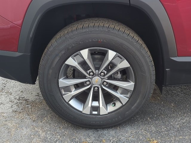 2026 Chevrolet Equinox LT photo 3