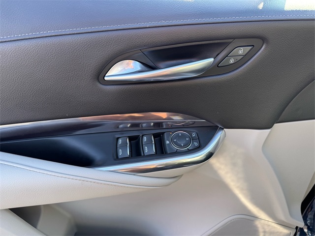 2020 Cadillac XT4 Luxury photo 8
