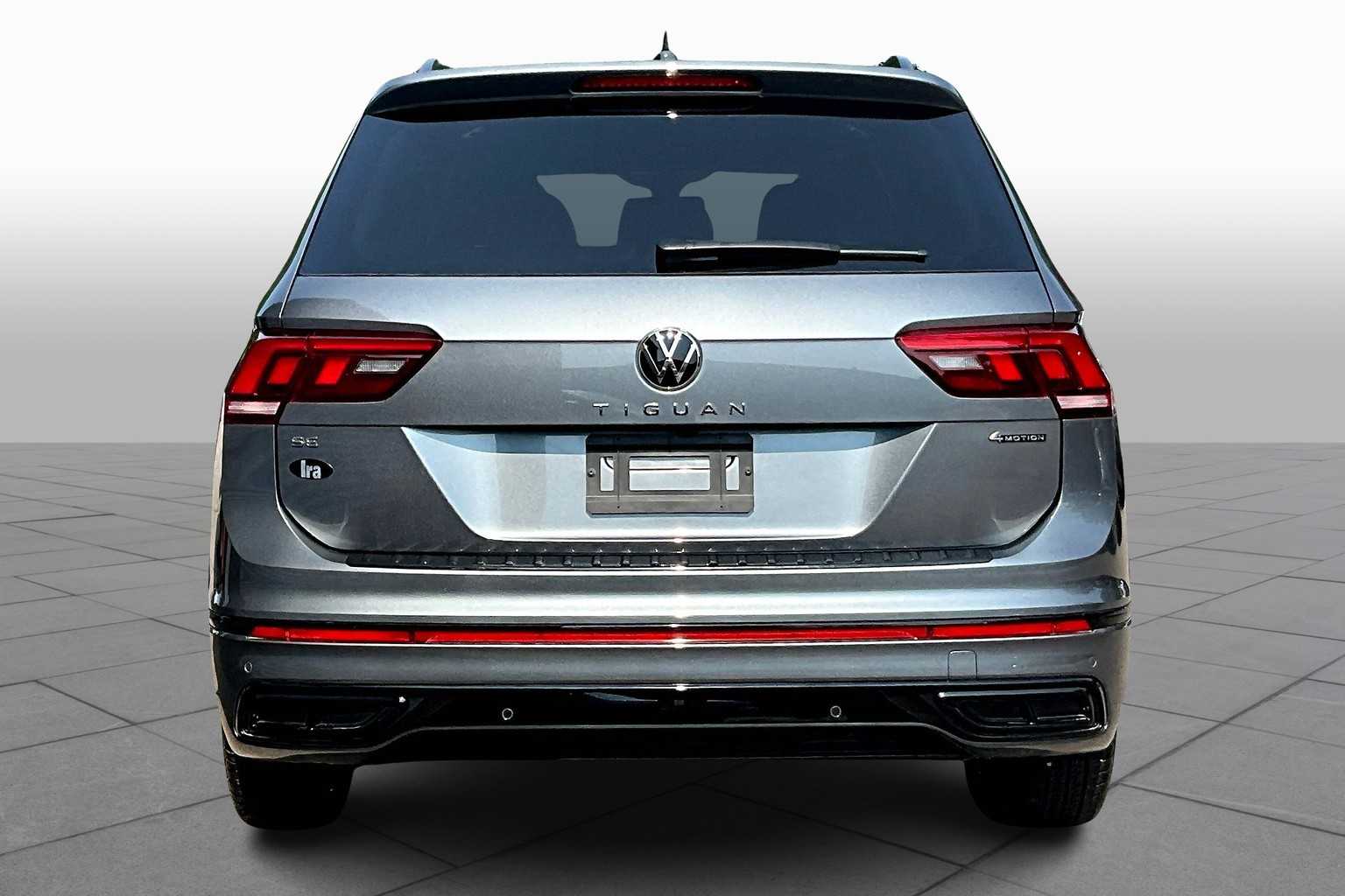 2024 Volkswagen Tiguan SE R-Line Black photo 4