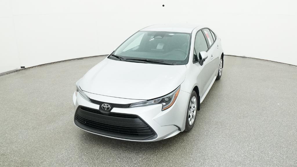 2025 Toyota Corolla LE photo 3