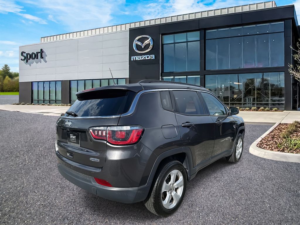 2019 Jeep Compass North Edition Latitude photo 2