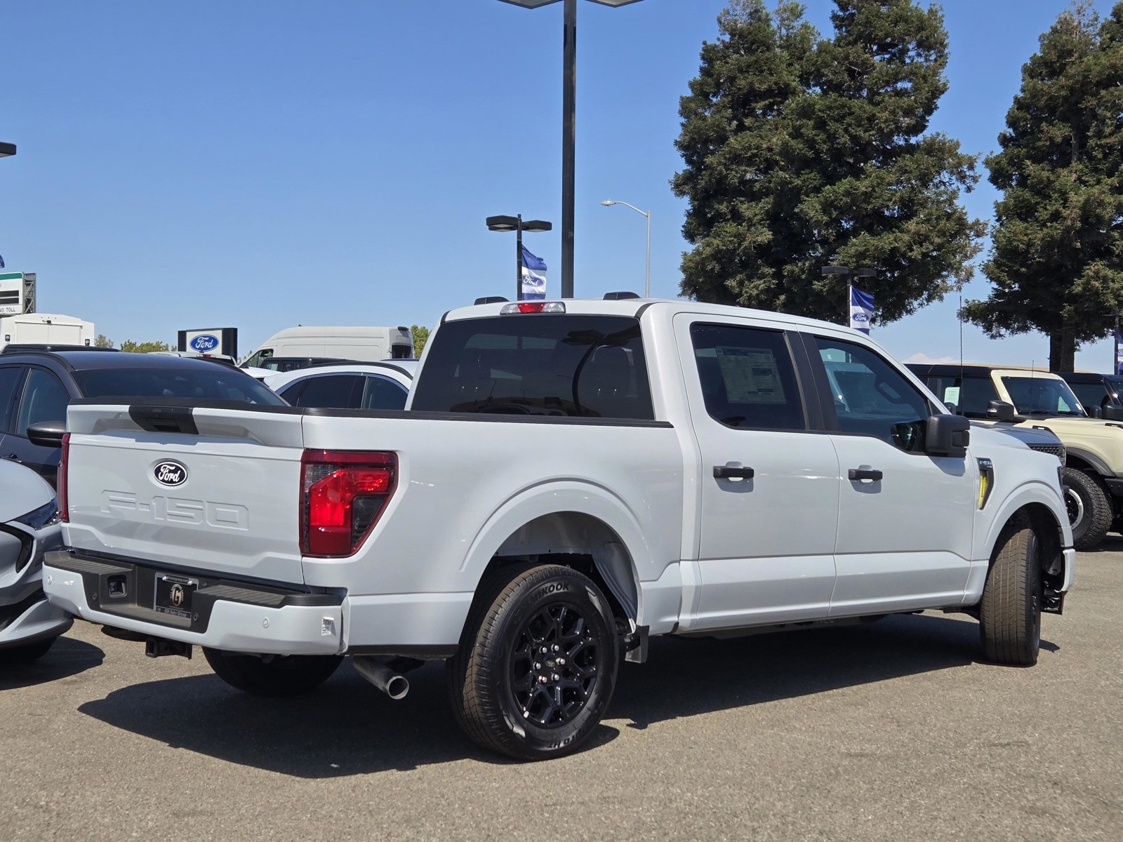 2025 Ford F-150 STX photo 4
