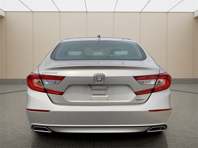2018 Honda Accord Touring photo 4