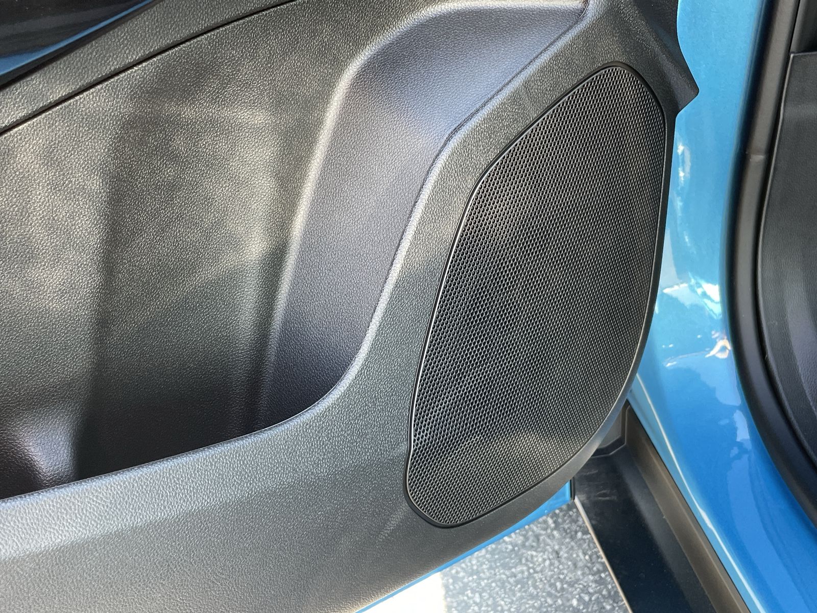 2025 Chevrolet Trax LT photo 19