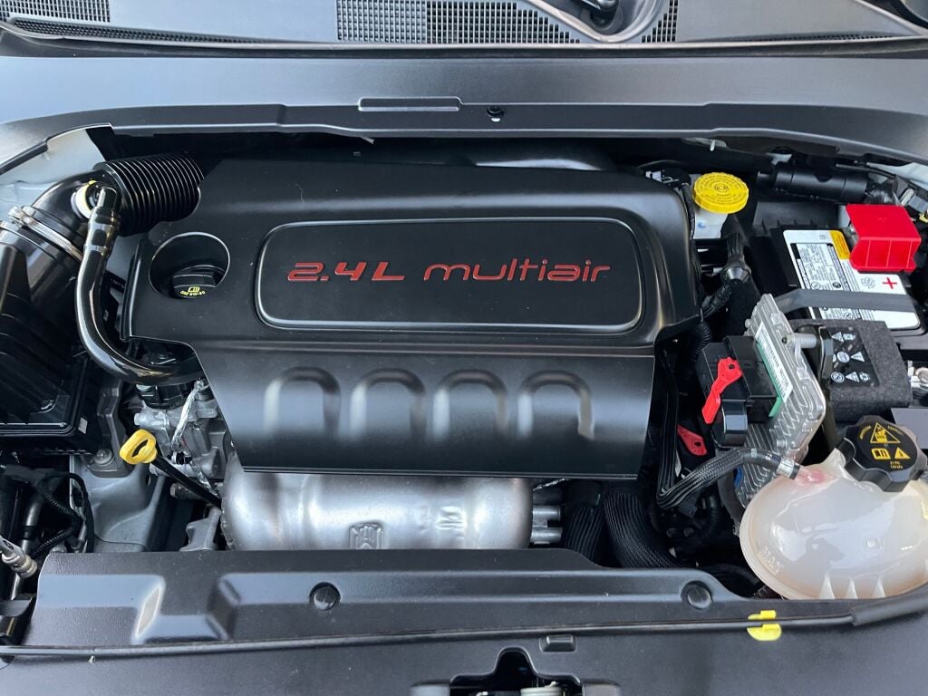 2022 Jeep Compass Latitude photo 23