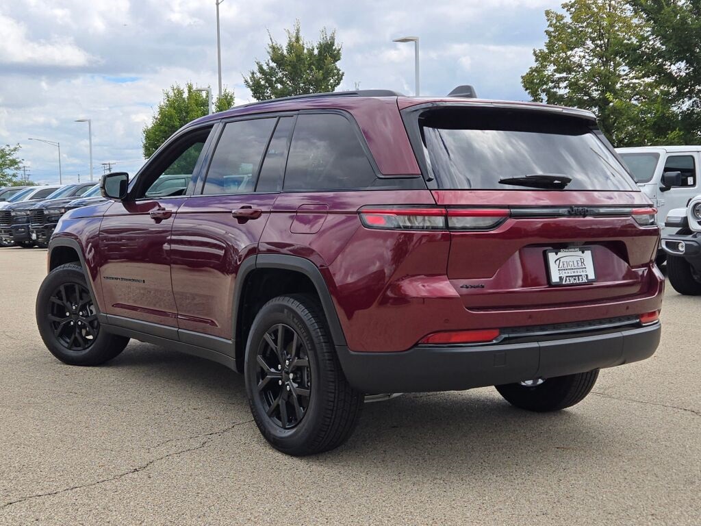 2025 Jeep Grand Cherokee Altitude X photo 13