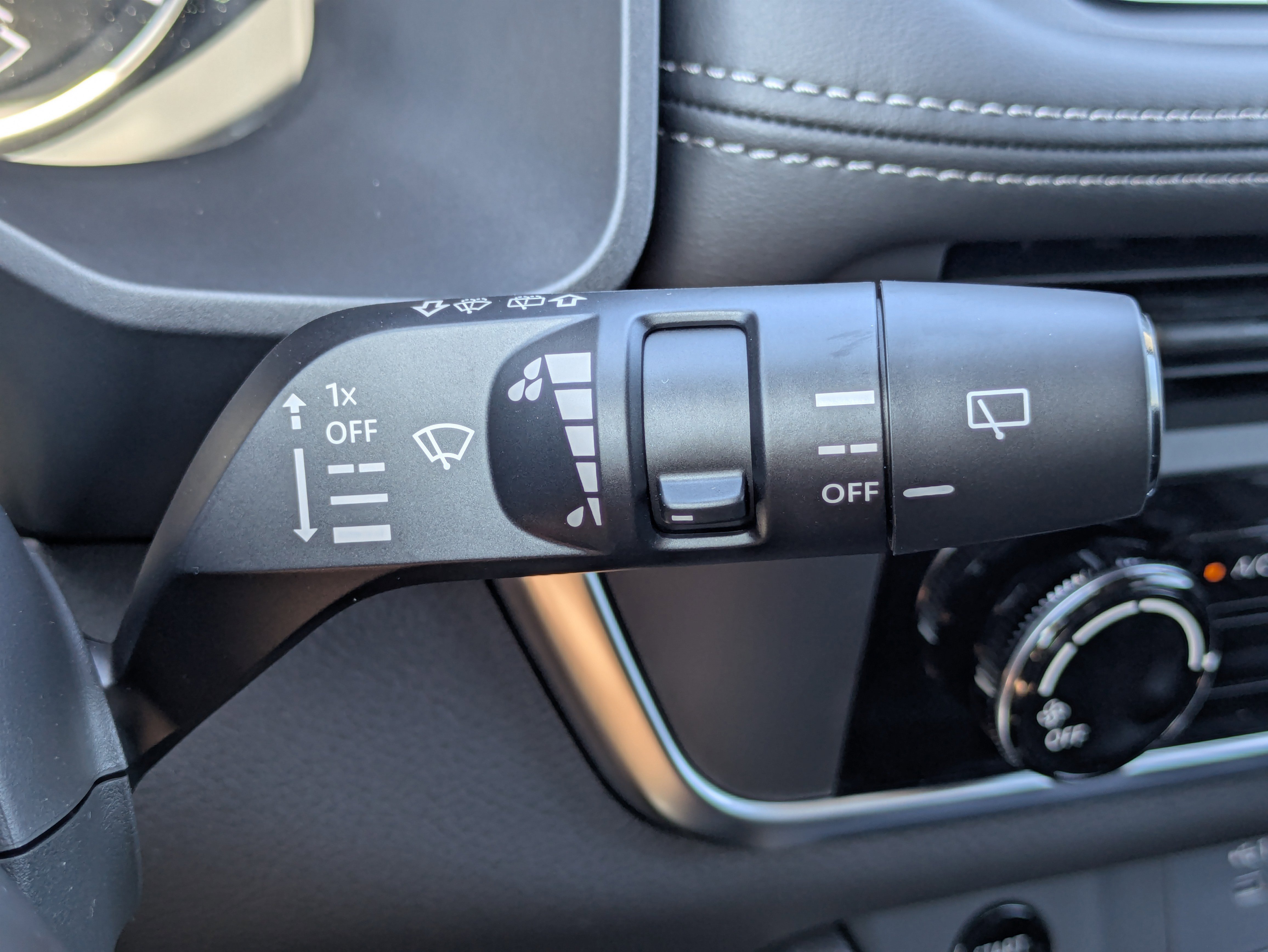 2026 Nissan Rogue S photo 2