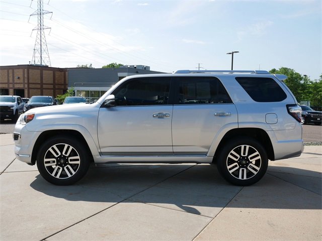 2023 Toyota 4Runner Limited photo 4