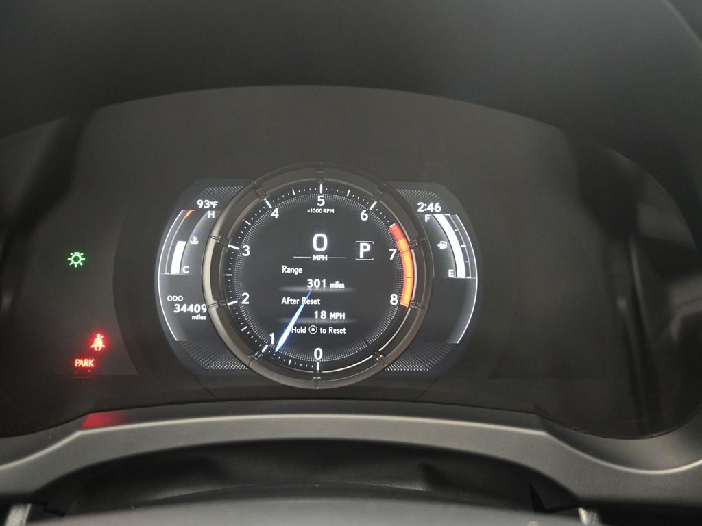 2021 Lexus IS 350 F SPORT photo 12