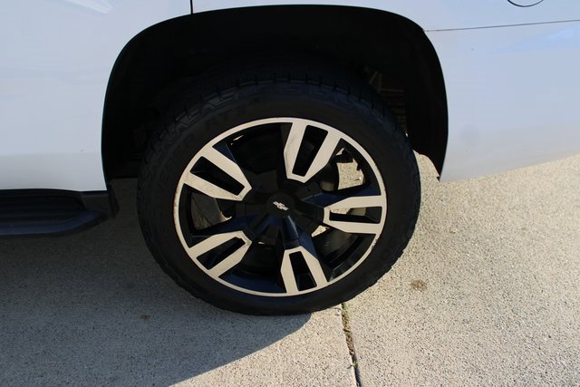 2019 Chevrolet Tahoe LT photo 9