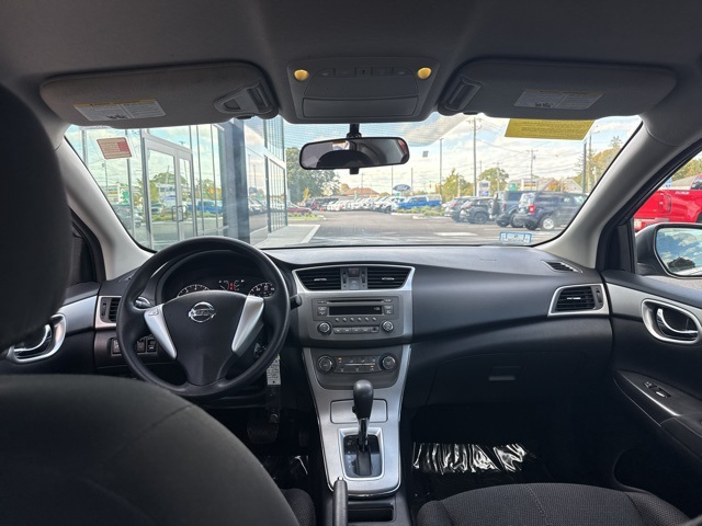 2013 Nissan Sentra S photo 12