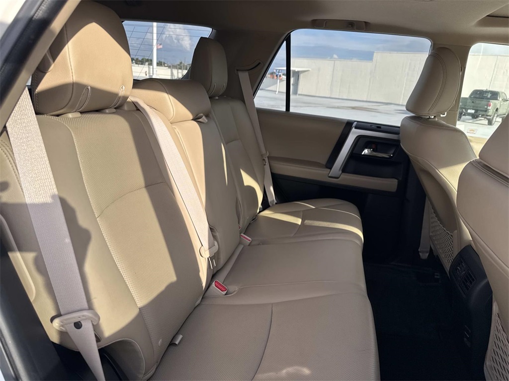 2019 Toyota 4Runner Limited photo 9