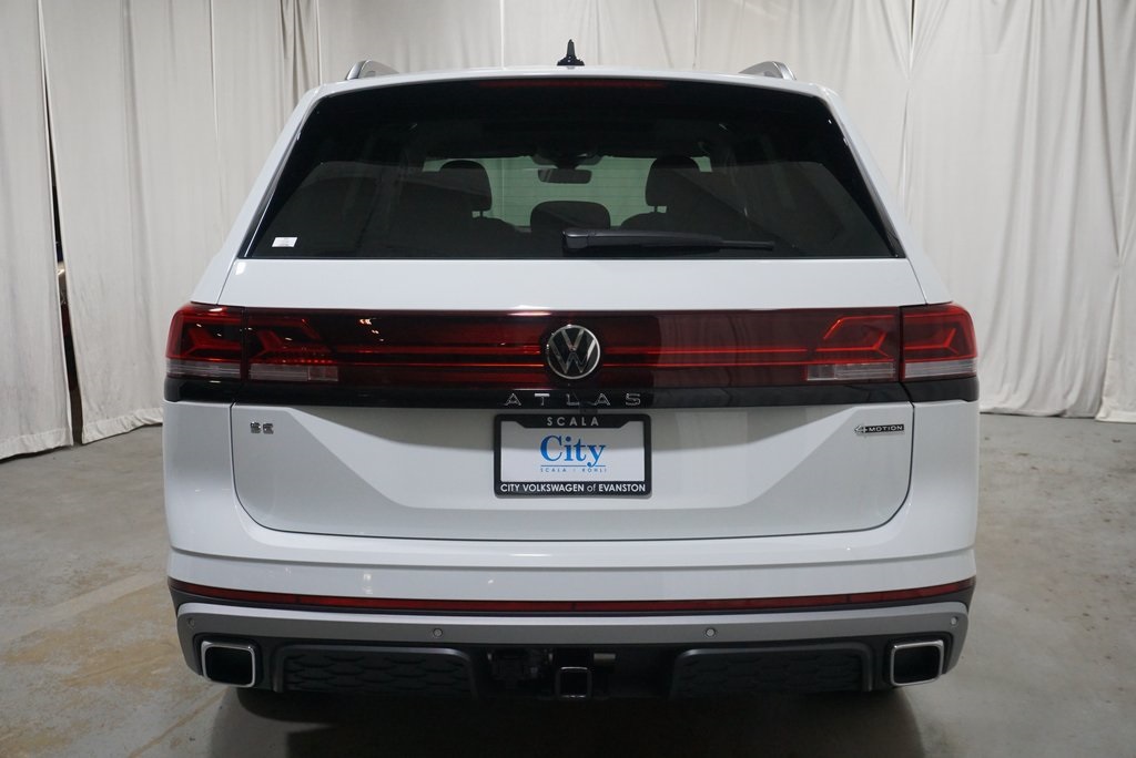 2025 Volkswagen Atlas Peak Edition SE photo 7