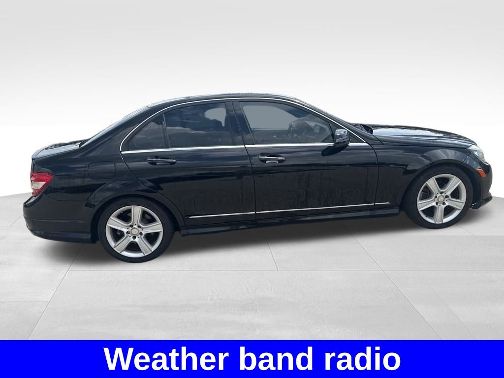 2011 Mercedes Benz C 300 photo 3