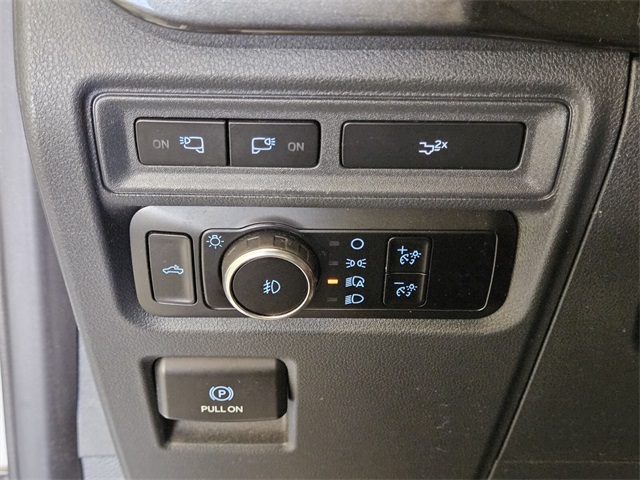 2023 Ford F-150 XLT photo 25