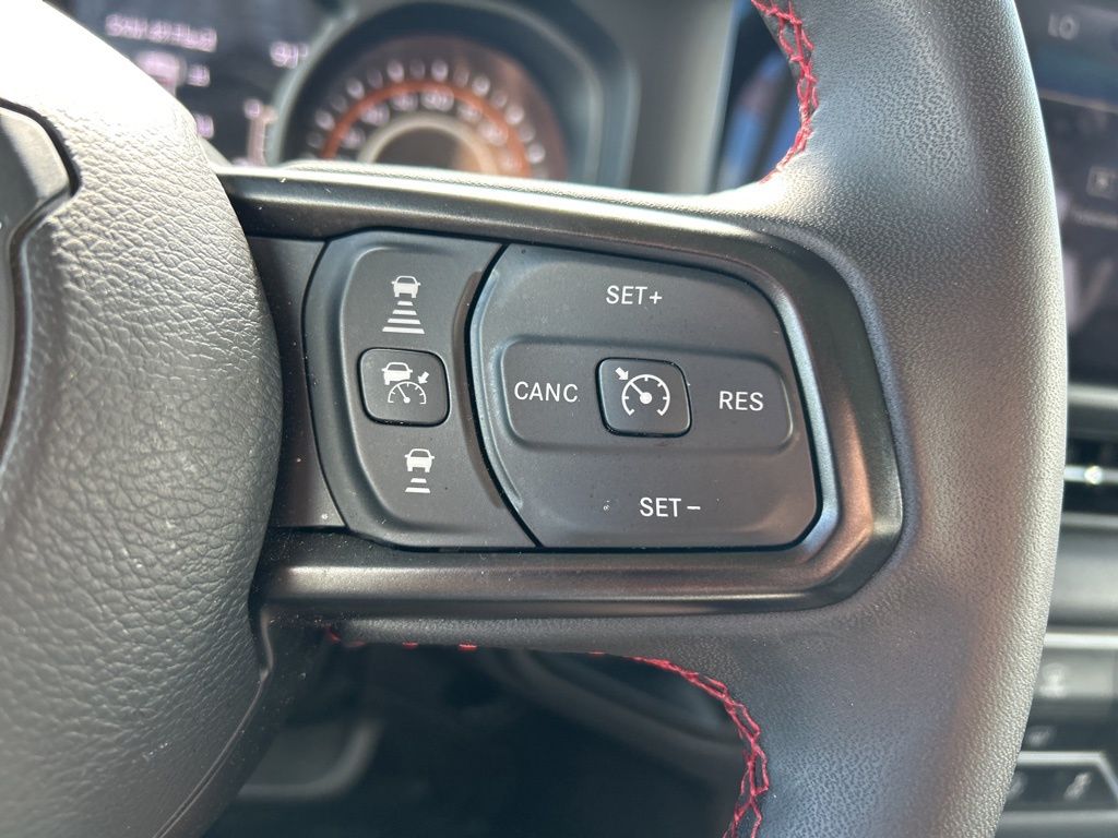 2024 Jeep Wrangler Rubicon photo 19