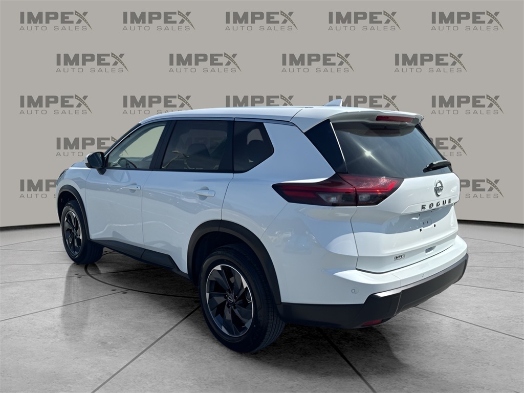 2025 Nissan Rogue SV photo 3