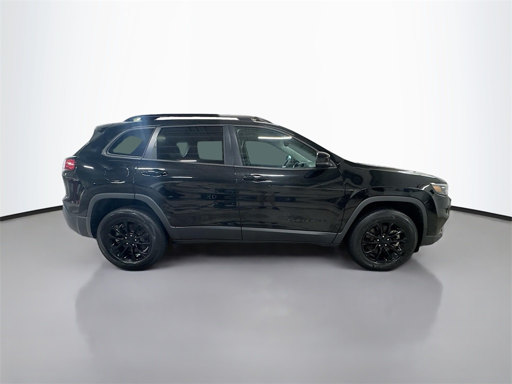 2023 Jeep Cherokee Altitude photo 4