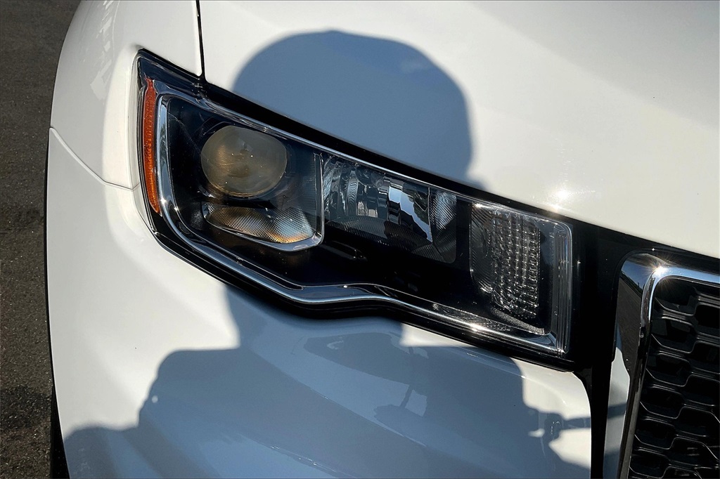 2021 Jeep Grand Cherokee Laredo E photo 28