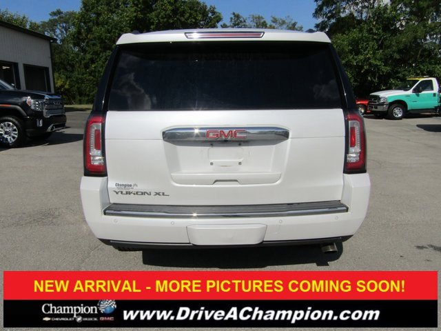 2016 Gmc Yukon XL Denali photo 3