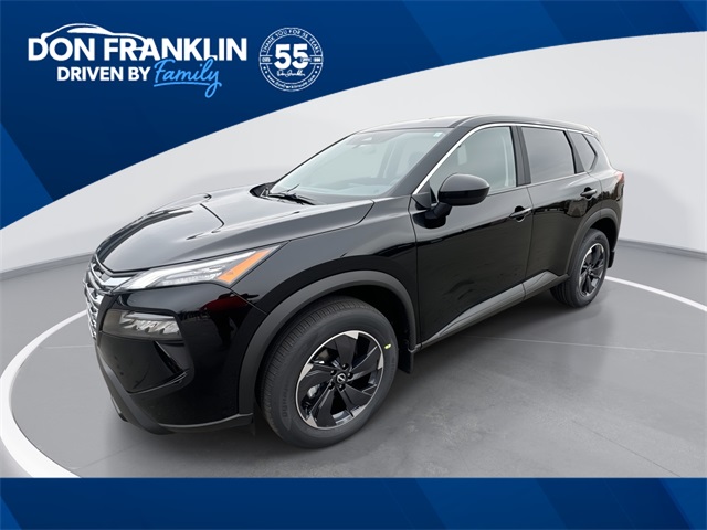 2026 Nissan Rogue SV's photo