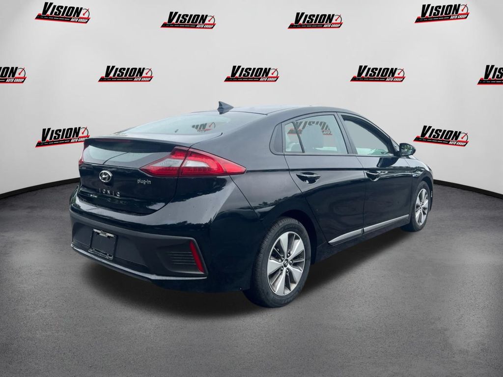 2018 Hyundai Ioniq Plug-In Hybrid photo 5