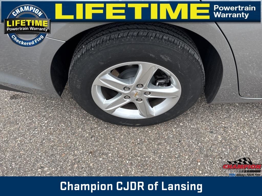 2024 Chevrolet Malibu 1LT photo 17