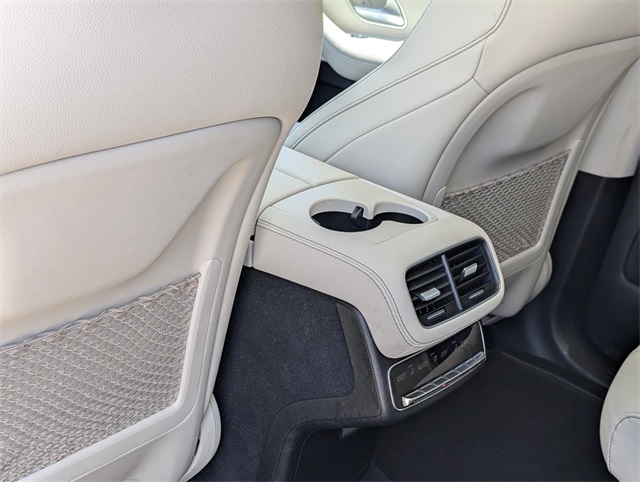 2022 Mercedes Benz GLS 450 4MATIC photo 22