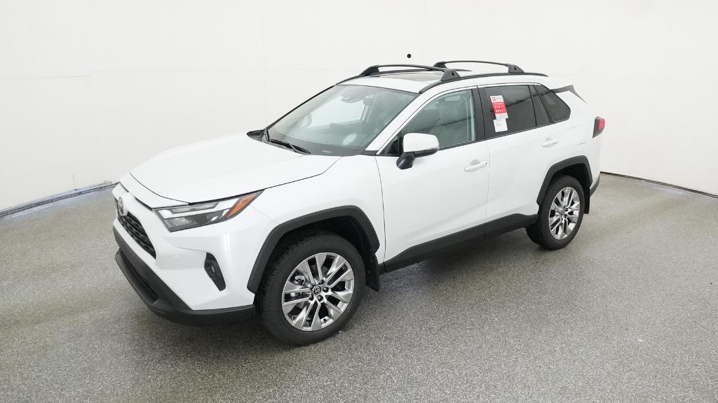 2025 Toyota RAV4 XLE Premium's photo