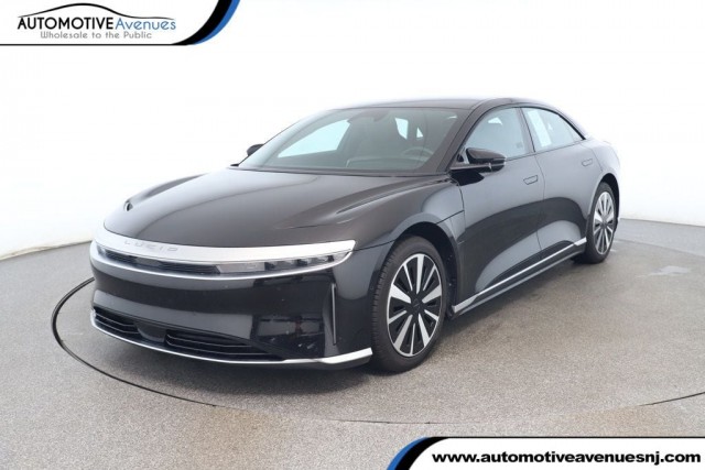 2024 Lucid Air Pure's photo