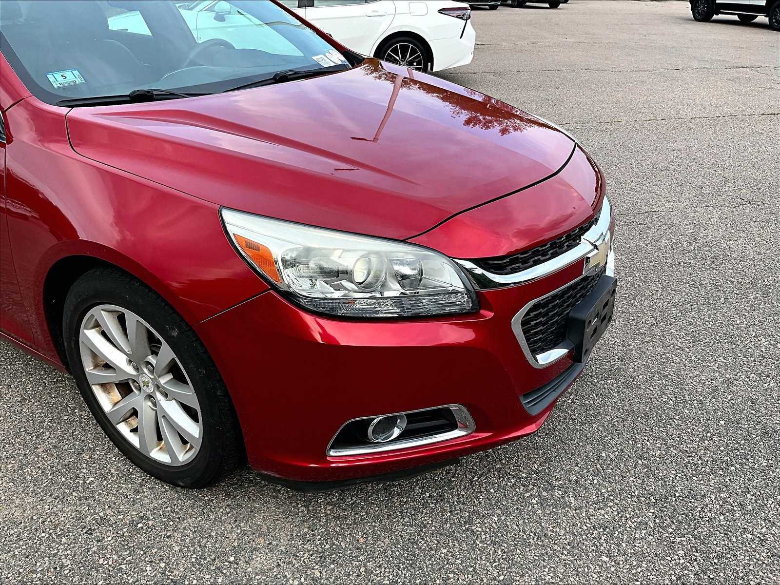 2014 Chevrolet Malibu 2LT photo 3