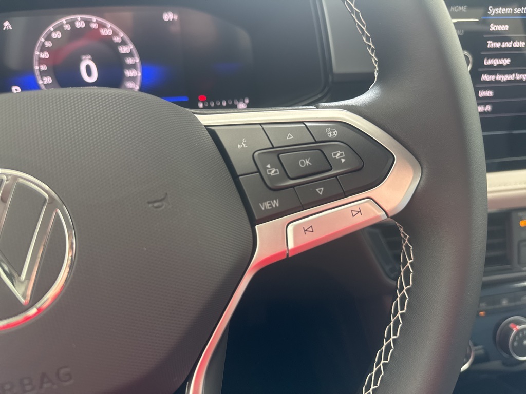 2025 Volkswagen Taos S photo 13