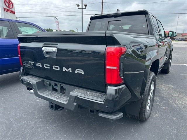 2025 Toyota Tacoma Limited photo 3