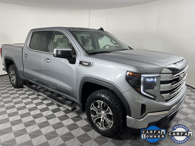 2023 GMC Sierra 1500 SLE's photo