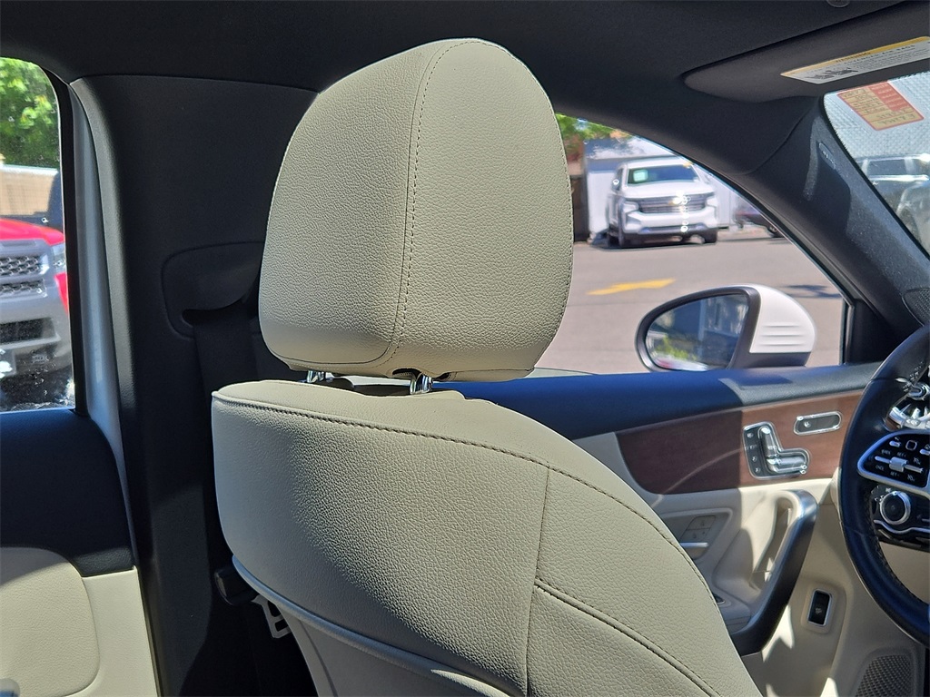 2022 Mercedes Benz A 220 4MATIC photo 13