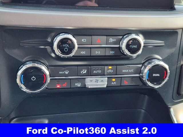 2025 Ford F-150 XLT photo 17