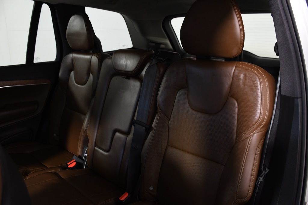 2020 Volvo XC90 T6 Inscription photo 21