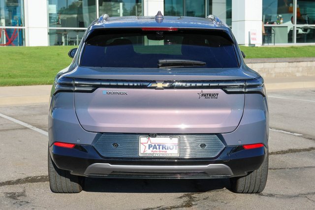 2025 Chevrolet Equinox EV 1LT photo 4