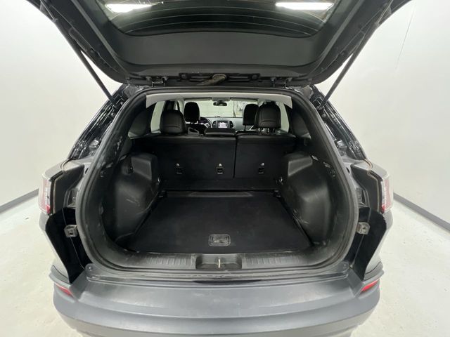 2019 Jeep Cherokee Latitude photo 20