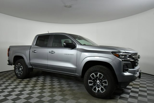 2024 Chevrolet Colorado Z71 photo 8