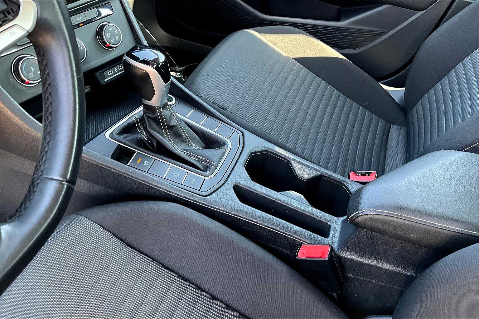 2024 Volkswagen Jetta S photo 13
