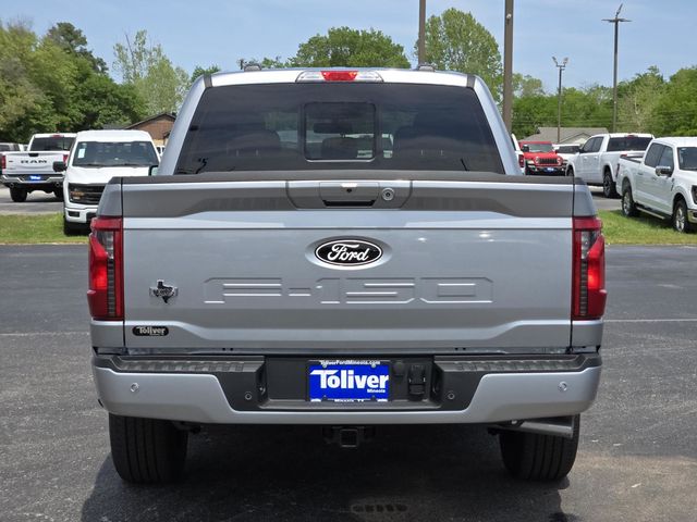 2025 Ford F-150 XLT photo 5