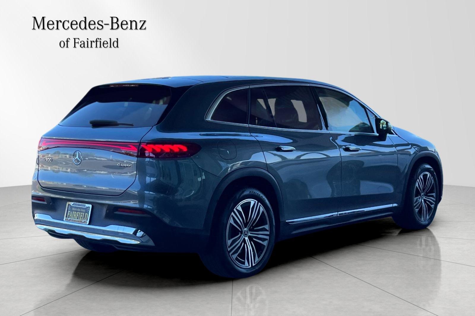 2026 Mercedes Benz EQS SUV 450 4MATIC photo 2