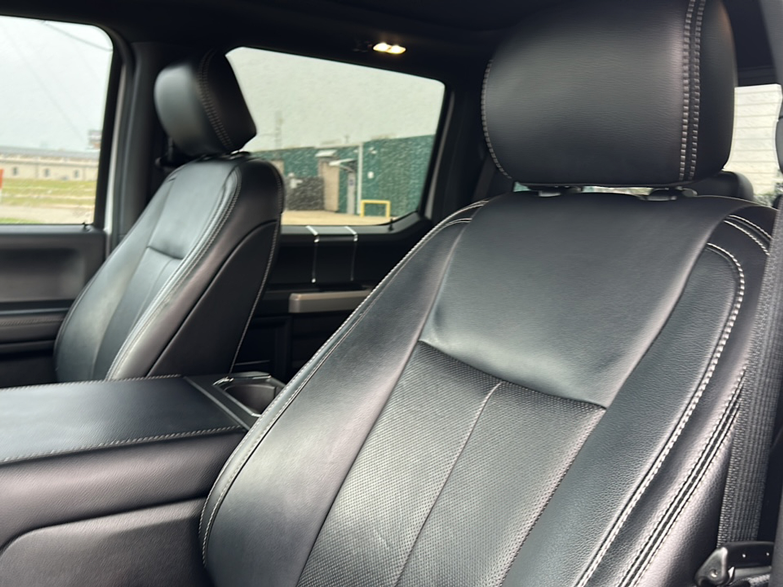 2019 Ford F-150 Lariat photo 6