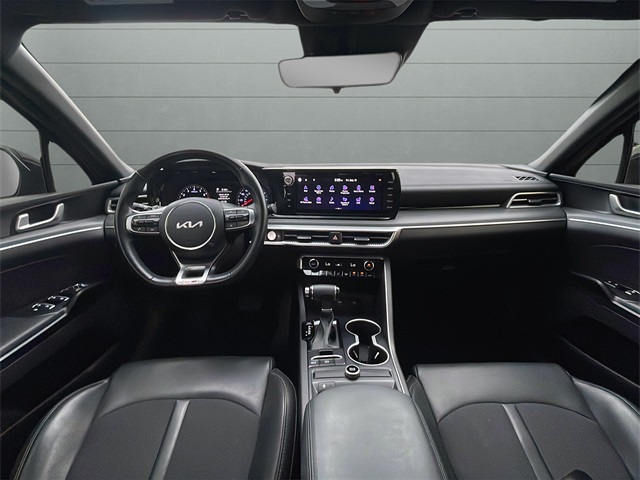 2022 Kia K5 GT-Line photo 9