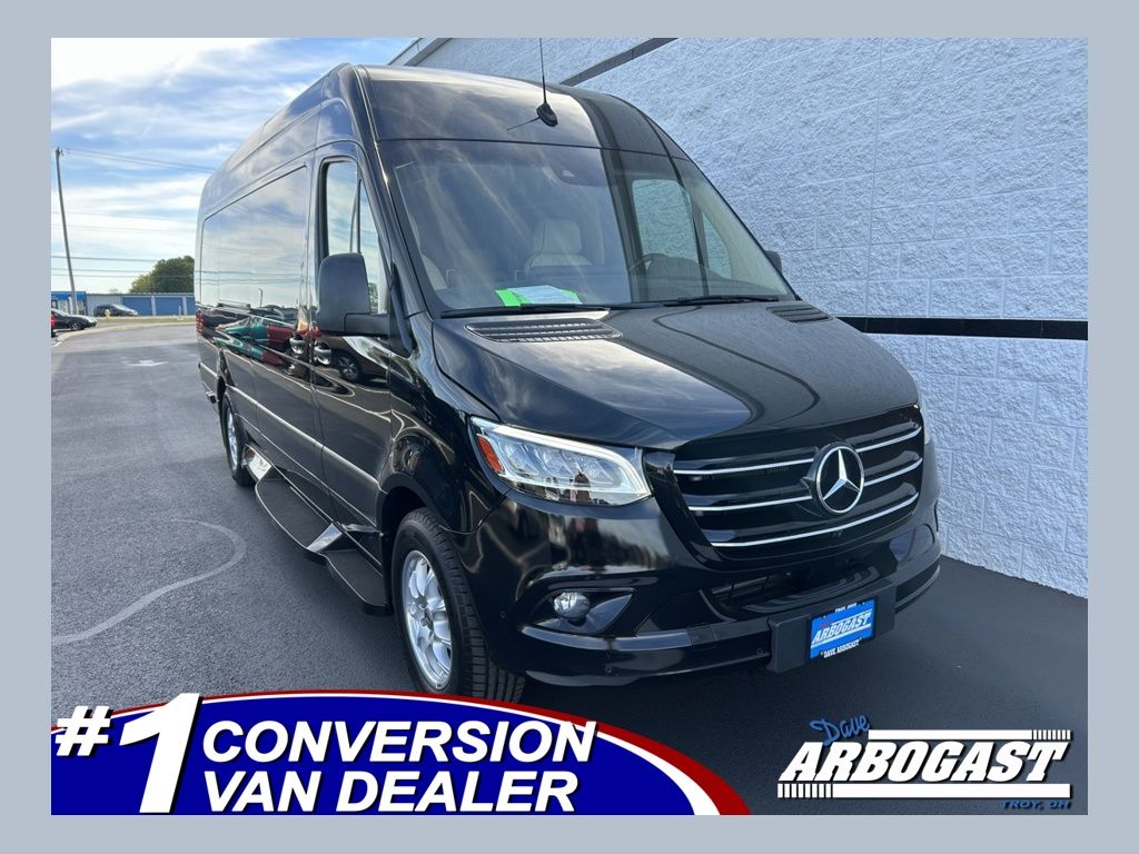 2020 Mercedes-Benz Sprinter Cargo Van Base's photo