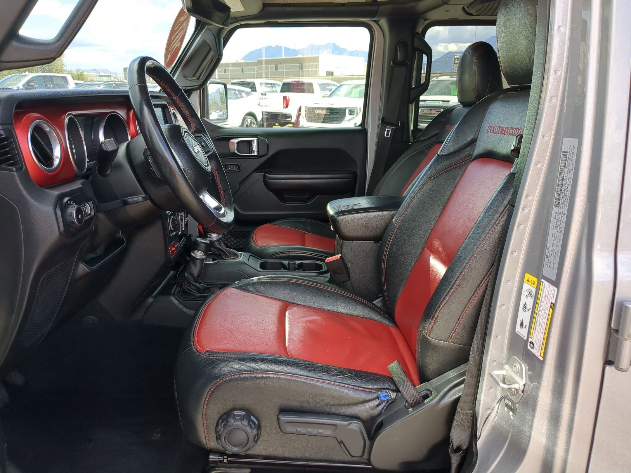 2018 Jeep Wrangler Unlimited Rubicon photo 16