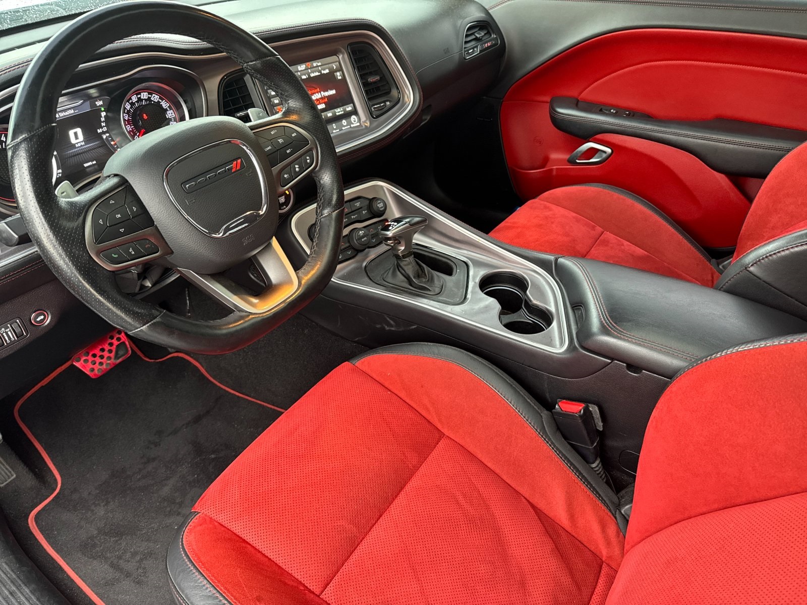 2021 Dodge Challenger R/T Scat Pack Widebody photo 8